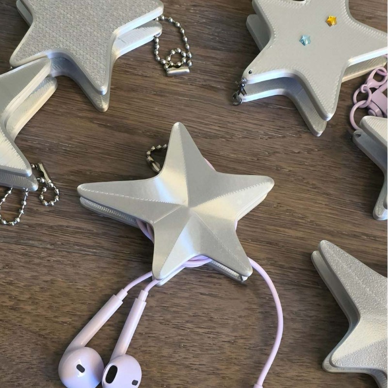 Cable Winder Keychain - Y2K Yıldız Şekilli Kablo Düzenleyici Klip